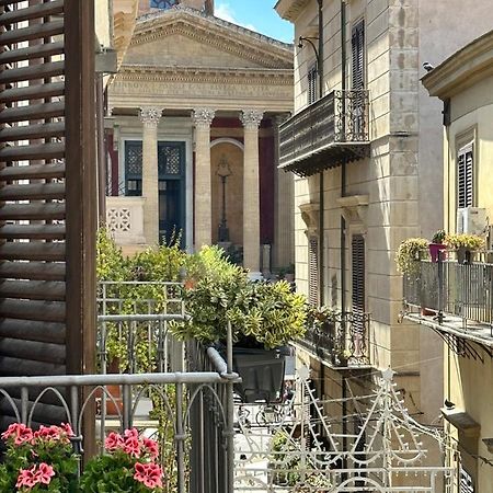 Maison Opera Palermo Bagian luar foto
