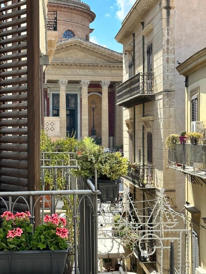 Maison Opera Palermo Bagian luar foto